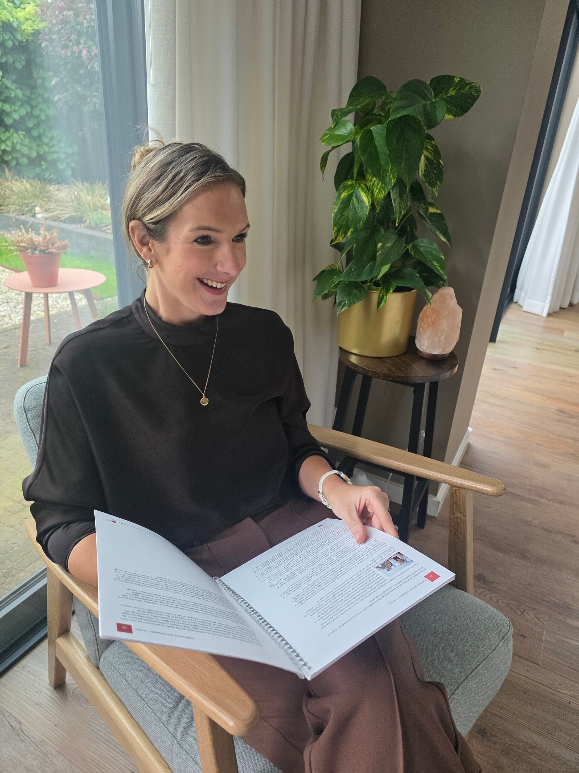 Hester Peters tijdens een coachingssessie